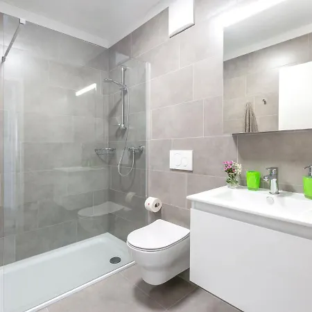 Loctowers A3-4-2 By Interhome *