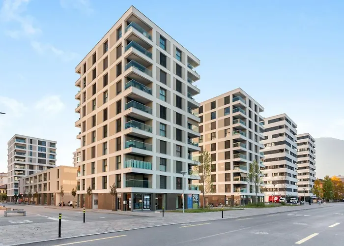 Loctowers A3-4-2 By Interhome لوكارنو